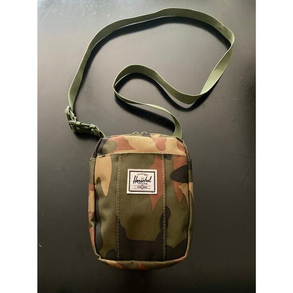HERSCHEL Green Camo Mini Crossbody Bag (NWOT) - Picture 1 of 10